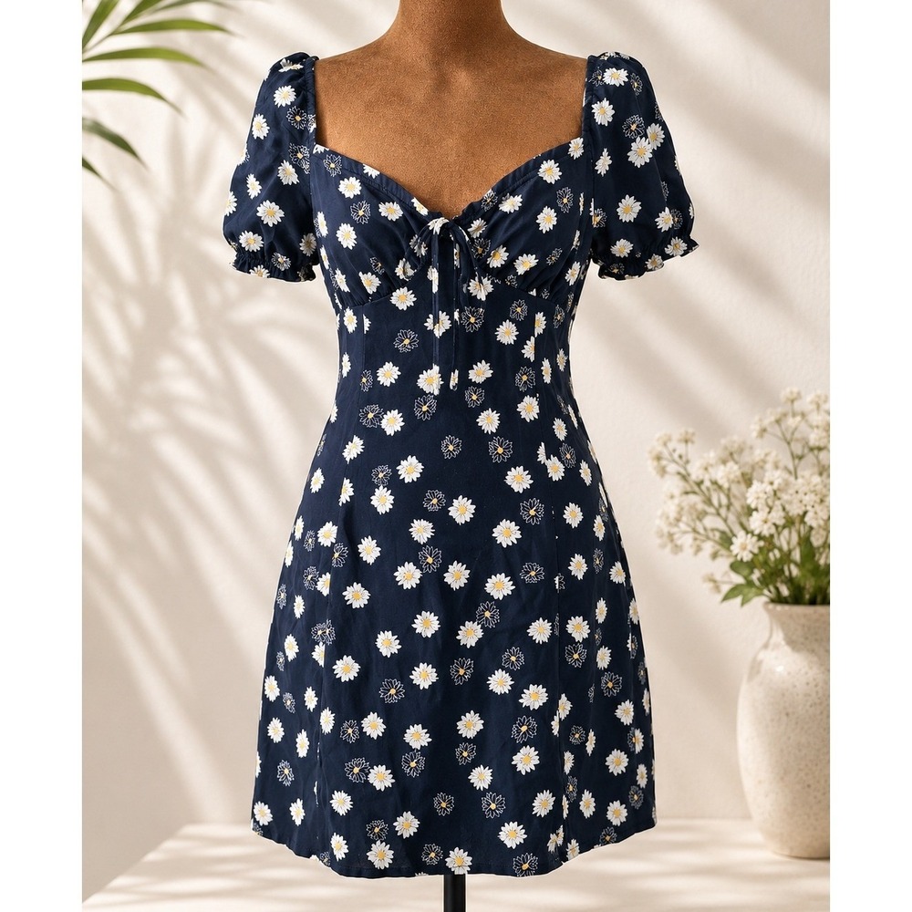 BP Mini Dress Women Small Black Puff Sleeve Sweetheart NWT Floral Daisy Y2K Vibe